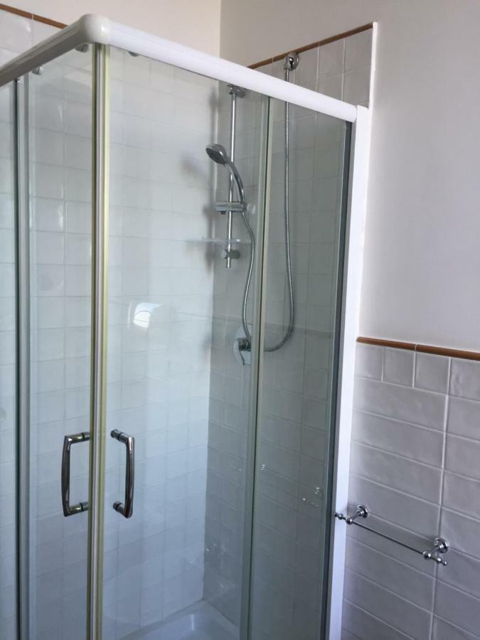 Ferienwohnung Fronte Al Porto Salerno Exterior foto